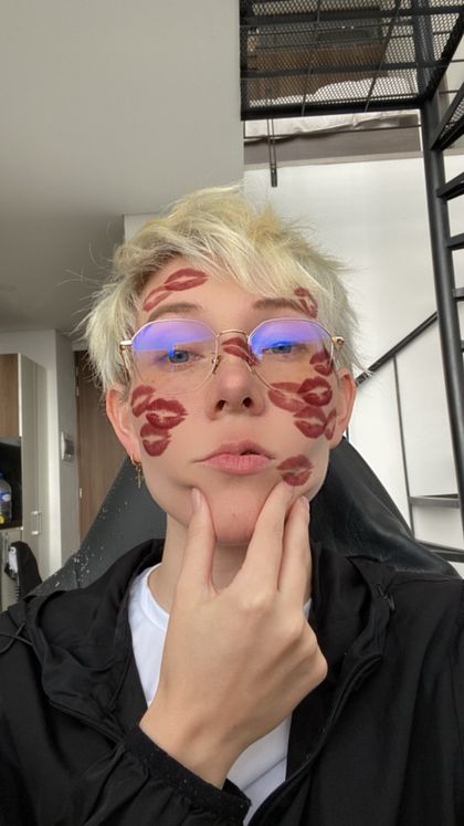 the.lesbian.ken OnlyFans picture
