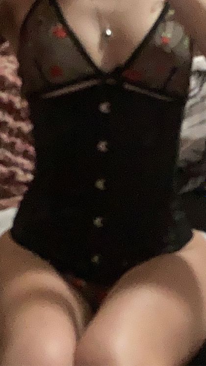 mill.iesfeet OnlyFans picture
