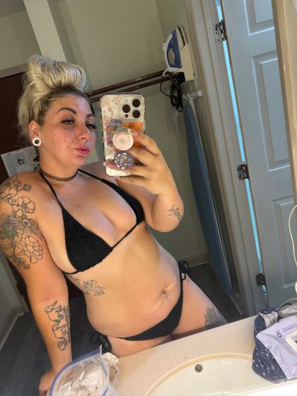 toomuchmoliie OnlyFans picture