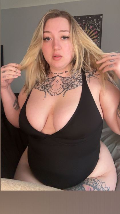 hellokittykutie OnlyFans picture
