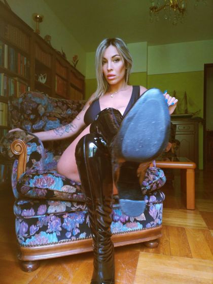miss_coco_dominatrix OnlyFans picture