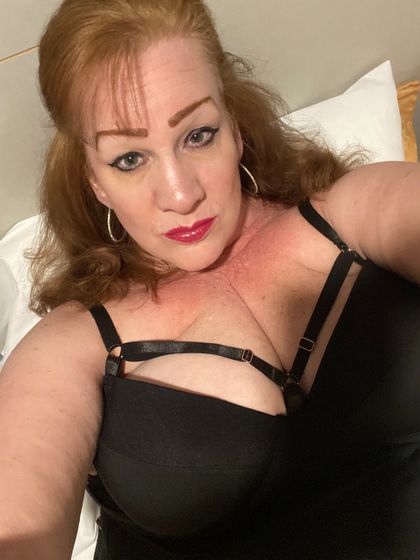 redhead_d-cup OnlyFans picture