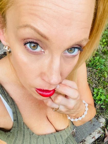 ninabanks OnlyFans picture