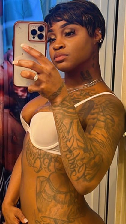 your1queeen OnlyFans picture