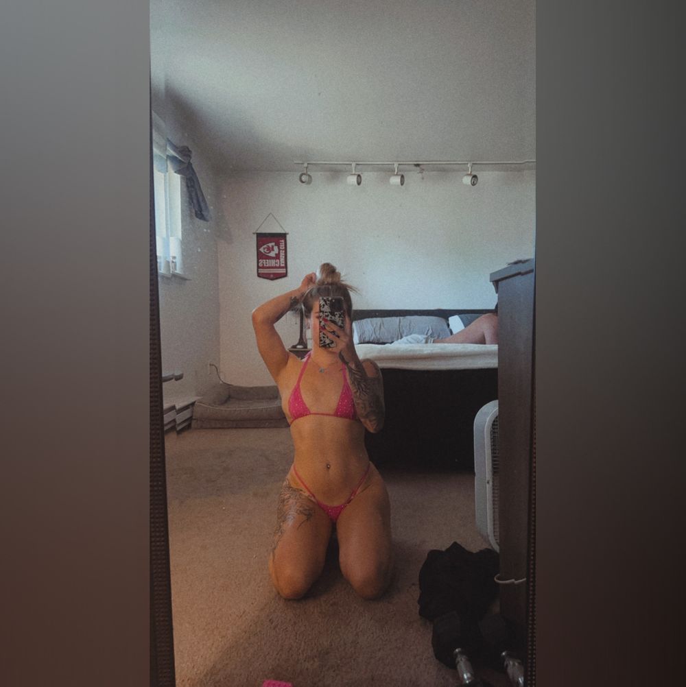 allieeeebaby OnlyFans - Free Trial - XXX Photos | FansMetrics.com