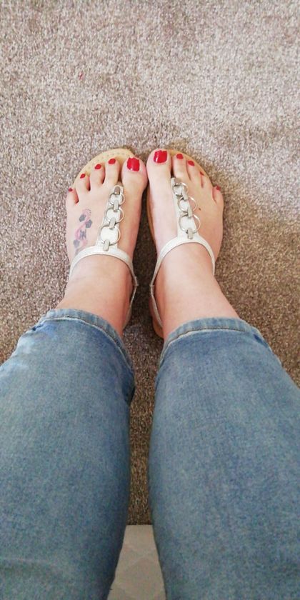 fetishesformyfeet OnlyFans picture