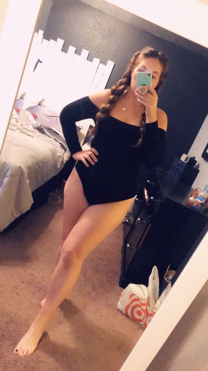 oliviaflaversham OnlyFans picture