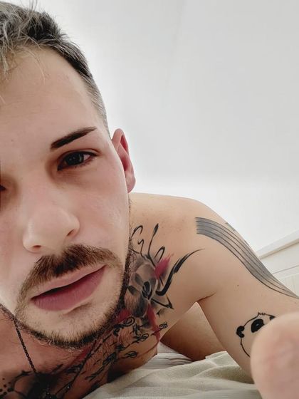 gayprox OnlyFans picture