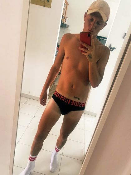 rhysladnextdoor OnlyFans picture