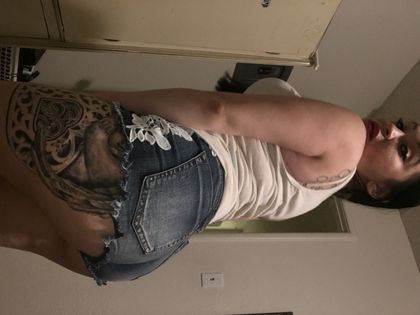prettyin_ink OnlyFans picture