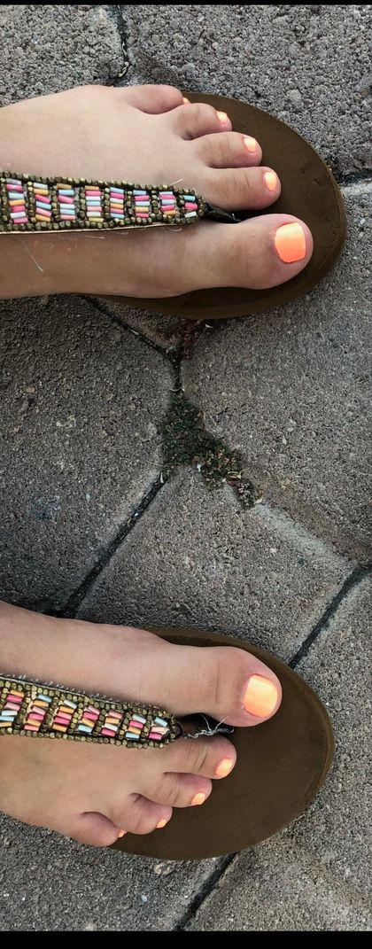 yourfavoritefootprincess OnlyFans picture