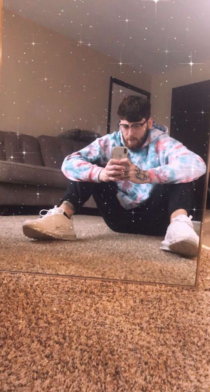 jjjjjrussell OnlyFans picture