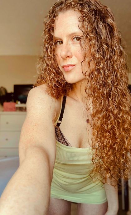 curlychey OnlyFans picture