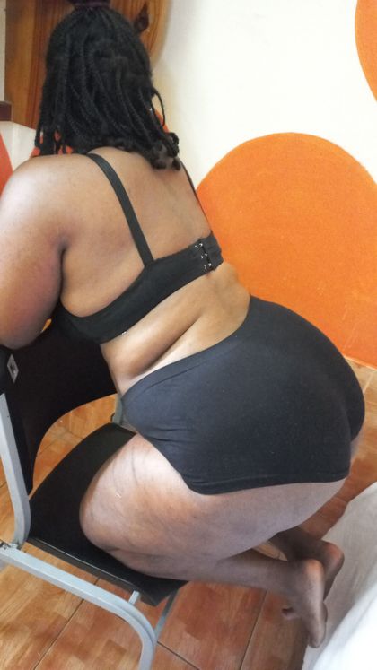 strapicaltease OnlyFans picture