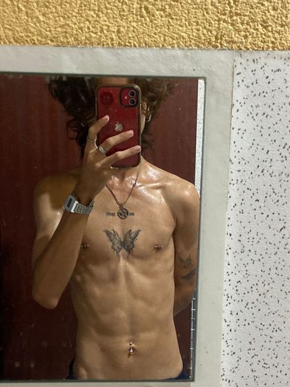 starbboy OnlyFans picture