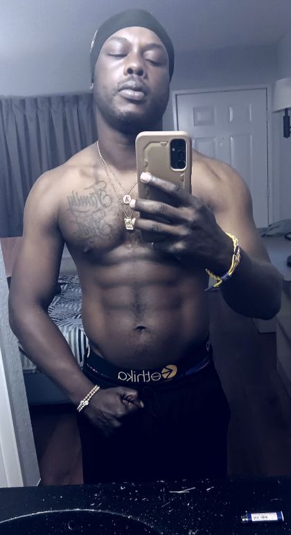 hungnightowl OnlyFans picture