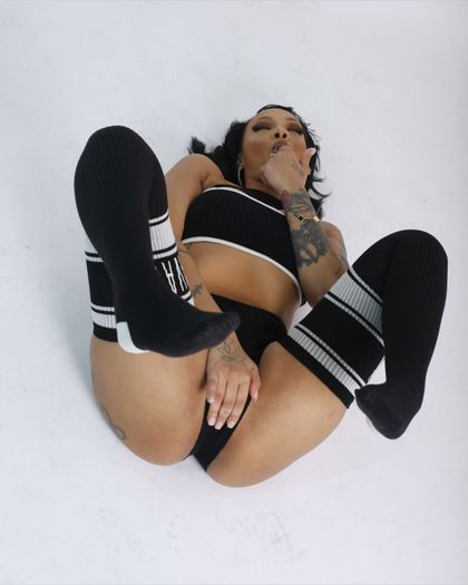 licklyricc OnlyFans picture