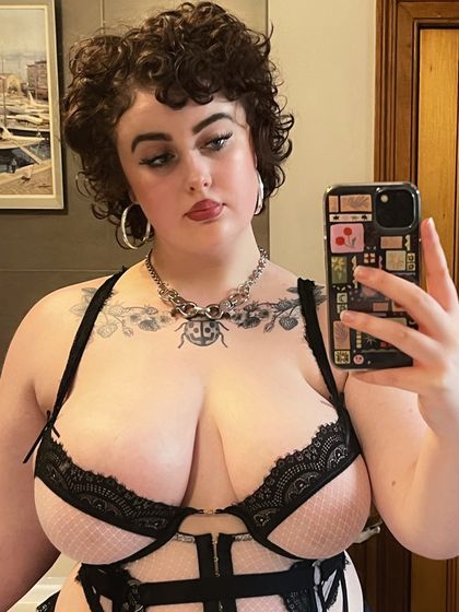 undress.temptress OnlyFans picture