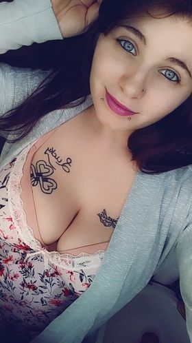 madame.thickums OnlyFans picture