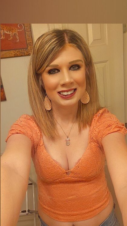sexywifeplays OnlyFans picture