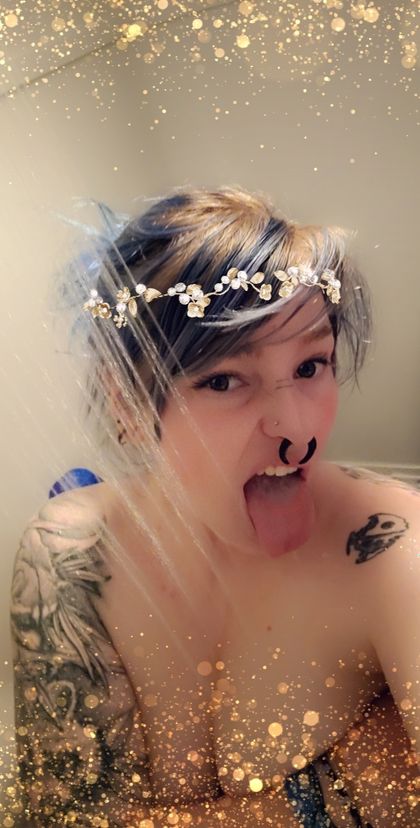 luna.raccoona OnlyFans picture