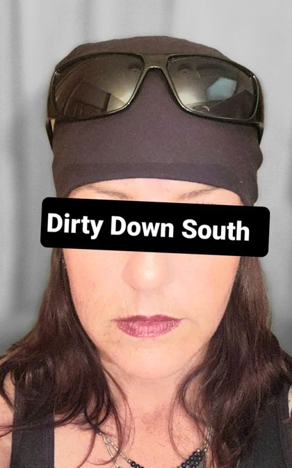 doingitdirtydownsouth OnlyFans picture