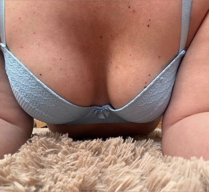 bluemomspanks OnlyFans picture