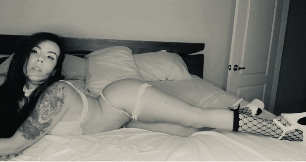 lunaexcites OnlyFans profile picture