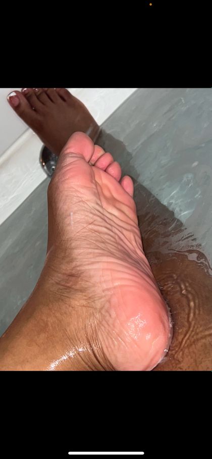 feet.by.b OnlyFans picture