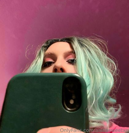 alenasweetxo OnlyFans picture