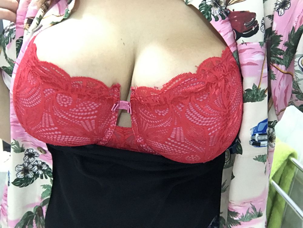bustykcups OnlyFans profile picture