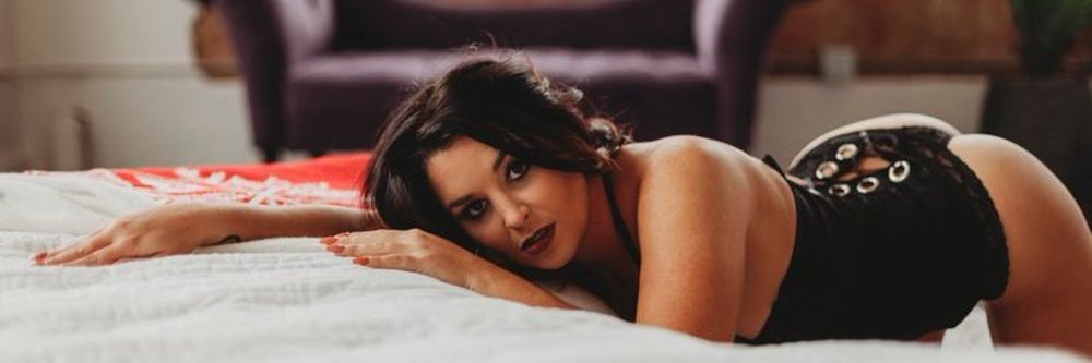 fauxrealwife OnlyFans profile picture