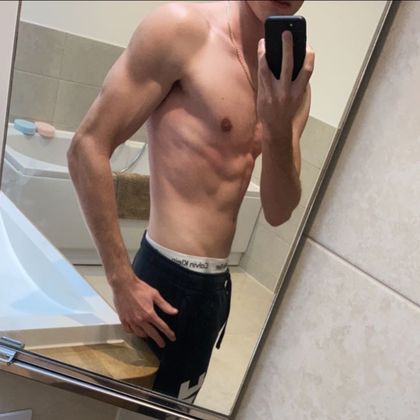 lewis.cox OnlyFans picture