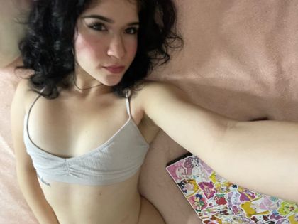 venusianwifeyxo OnlyFans picture