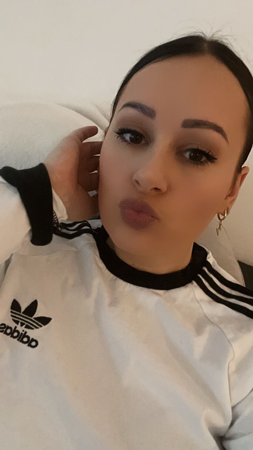 ella-yan OnlyFans profile picture