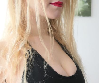 delilahscurves OnlyFans picture