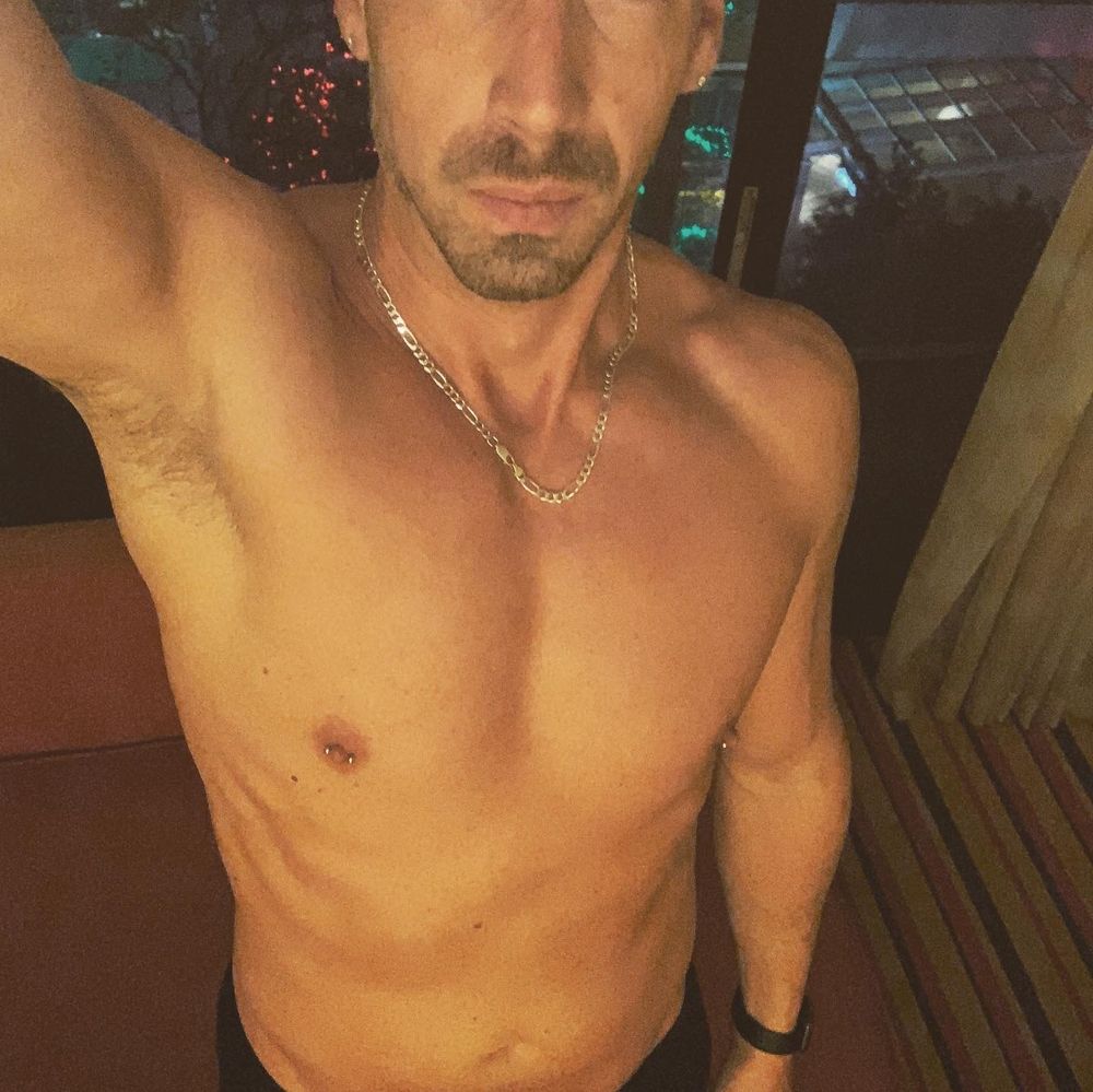 explorer_124 OnlyFans profile picture