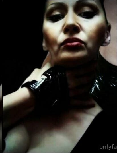 redsonyja-dominatrix OnlyFans picture