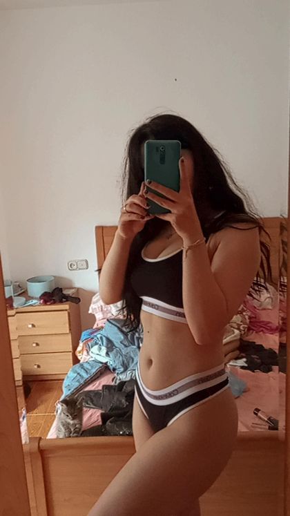 elenagatazkari OnlyFans picture