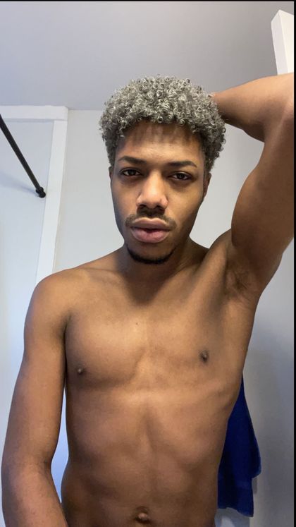 sk33ny_l3g3nd OnlyFans picture