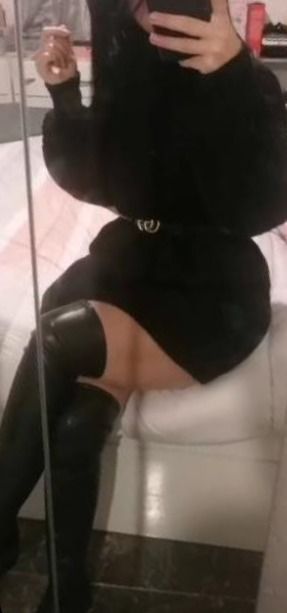 soniafetish OnlyFans picture