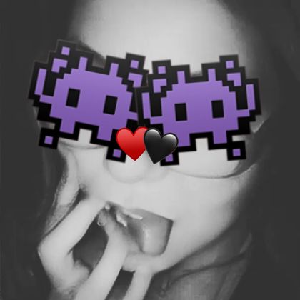 kyra-gives-love OnlyFans picture