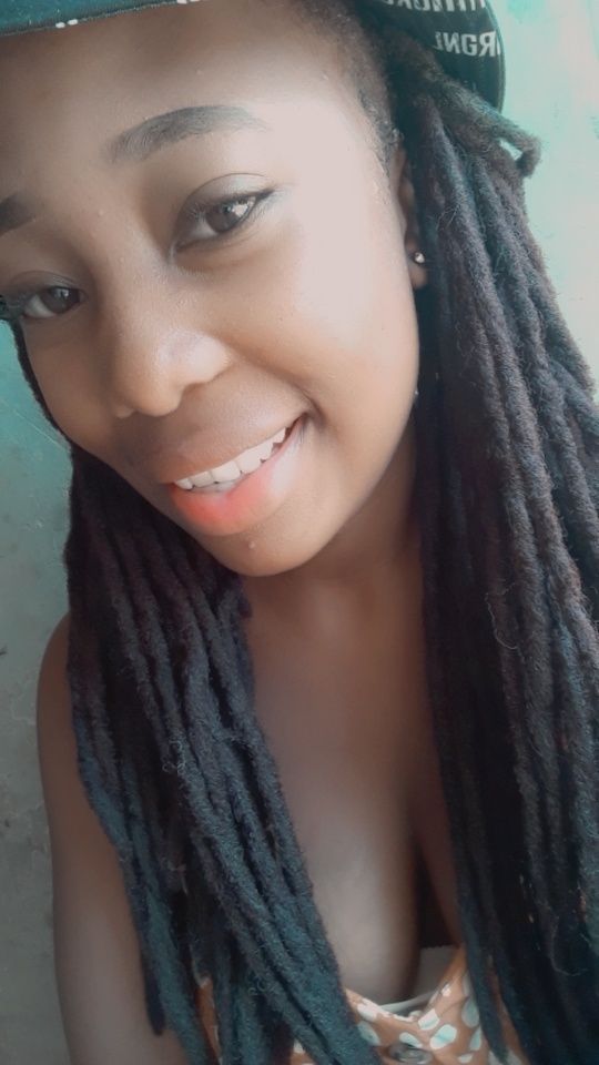 enhle.mbali OnlyFans profile picture