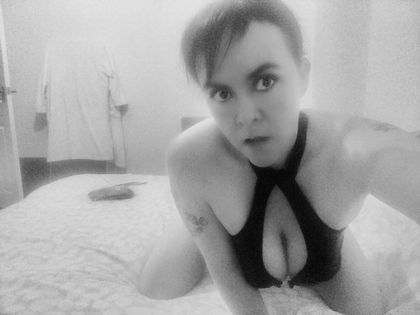 darkhairedbaddie OnlyFans picture