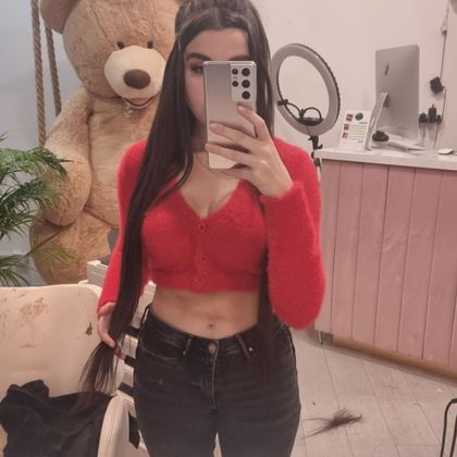 littleredridinghooduk OnlyFans picture