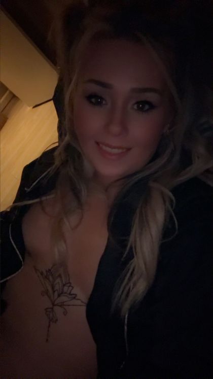 thicknbratty OnlyFans picture