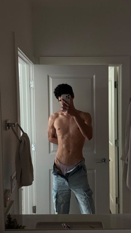 holyssaint OnlyFans picture