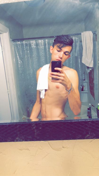 slips23 OnlyFans picture
