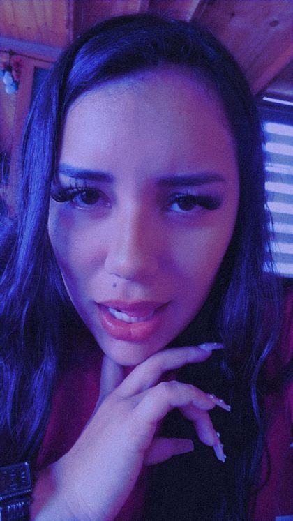 weepaa OnlyFans picture