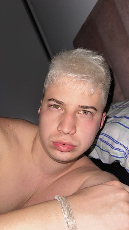 xannzafir OnlyFans picture